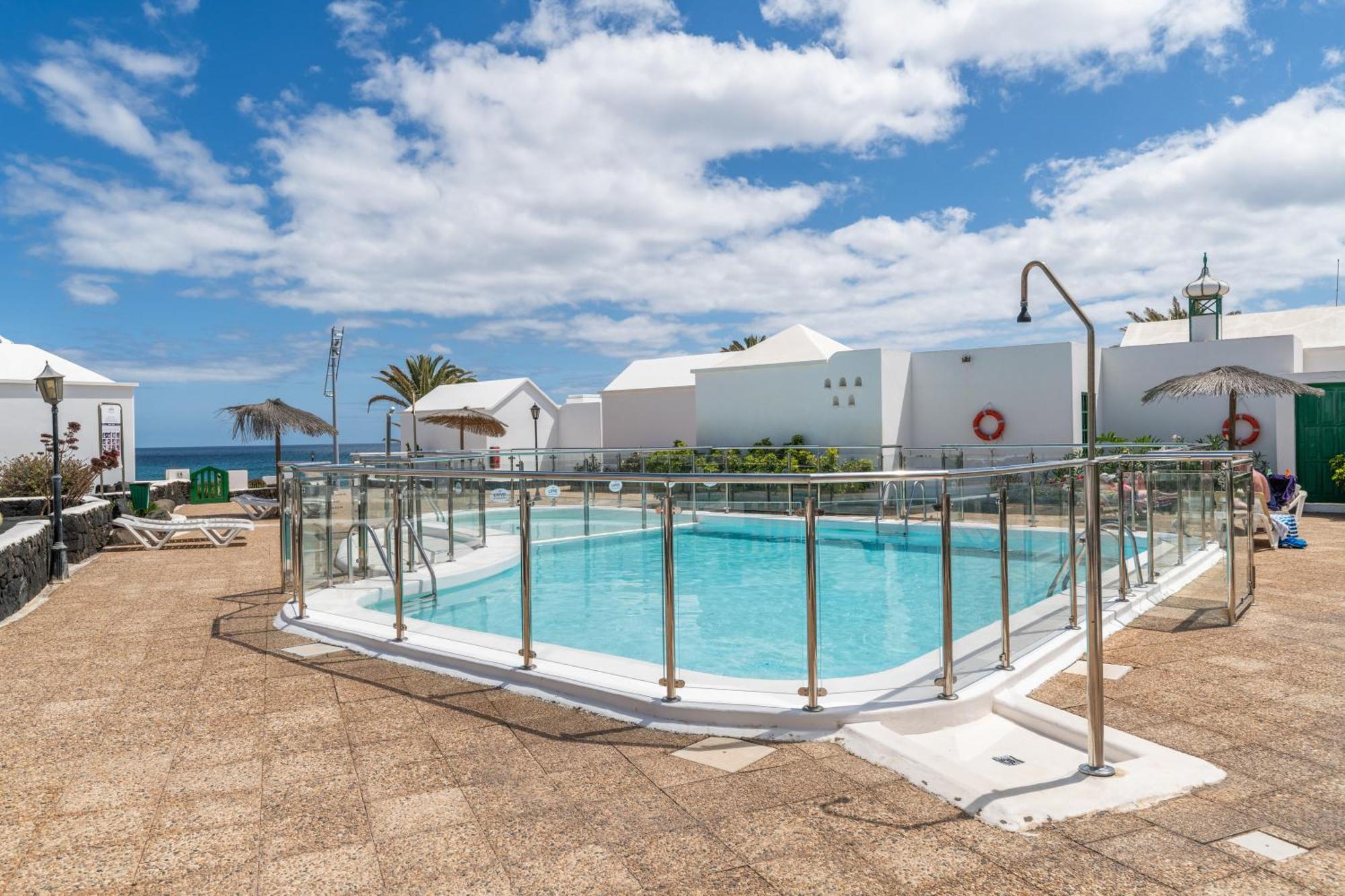 Bungalow Alma Ocean View Puerto del Carmen  Room photo