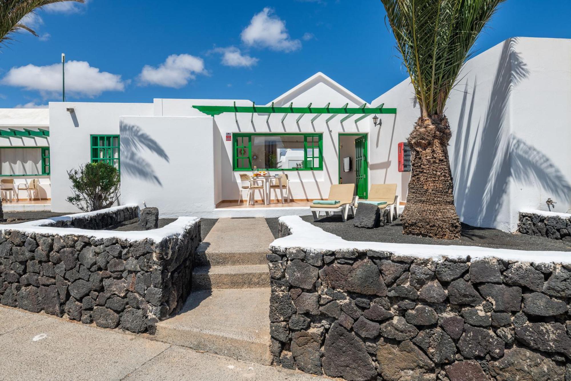 Bungalow Alma Ocean View Puerto del Carmen  Room photo