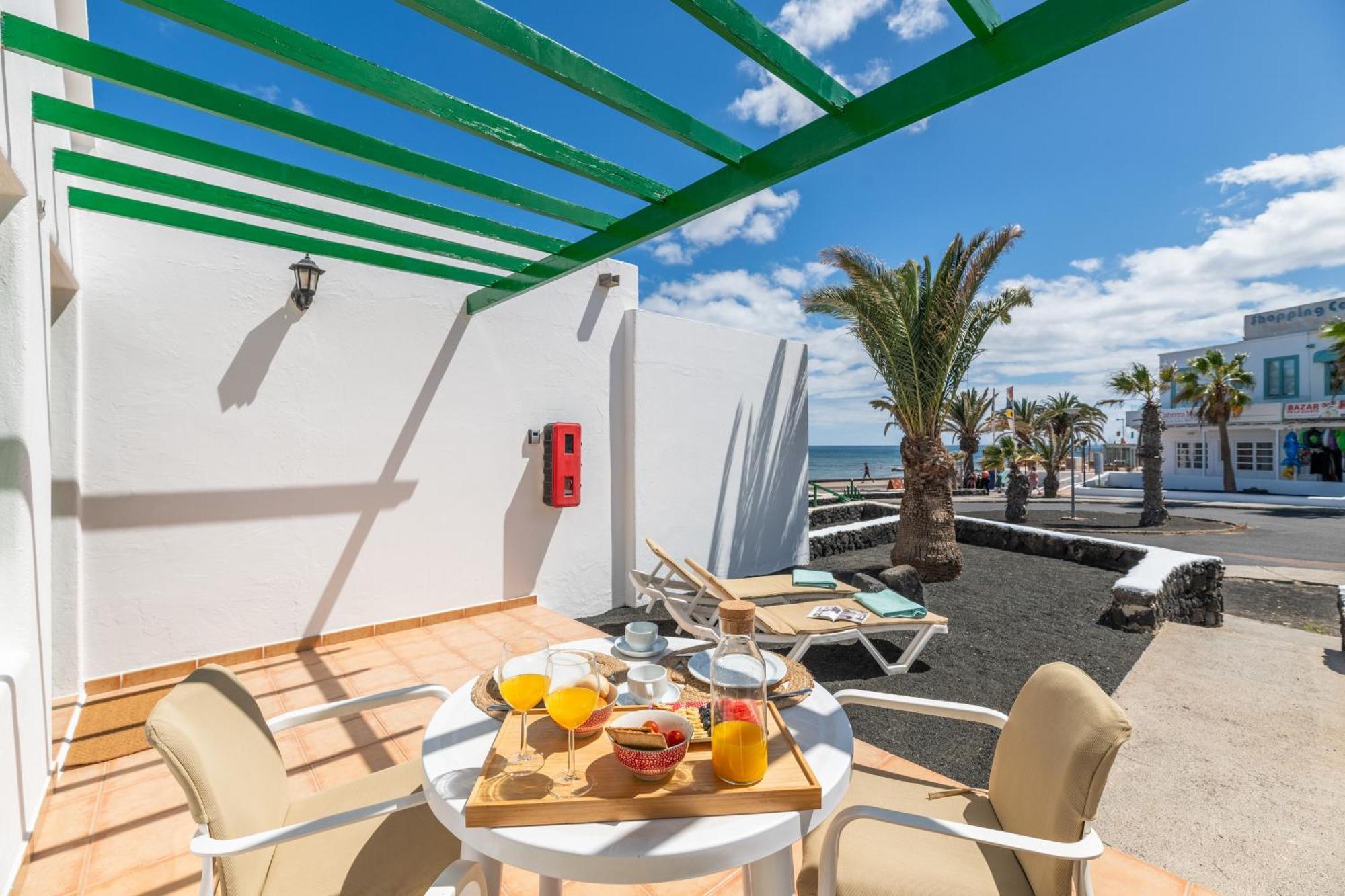 Bungalow Alma Ocean View Puerto del Carmen  Room photo